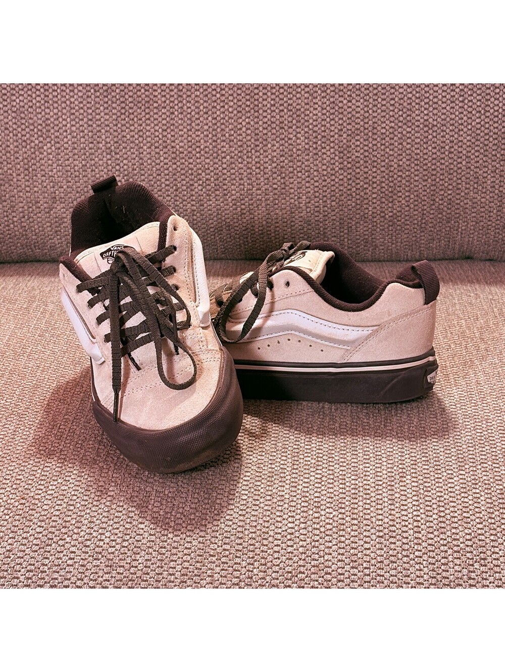 Vans Off The Wall Low Top Suede Sneakers Size 6 US Women